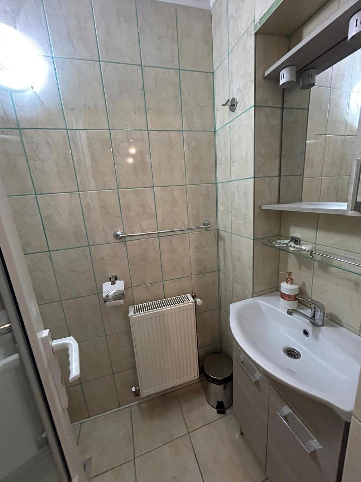 Complex Zeus Hotell Leresti Rom bilde